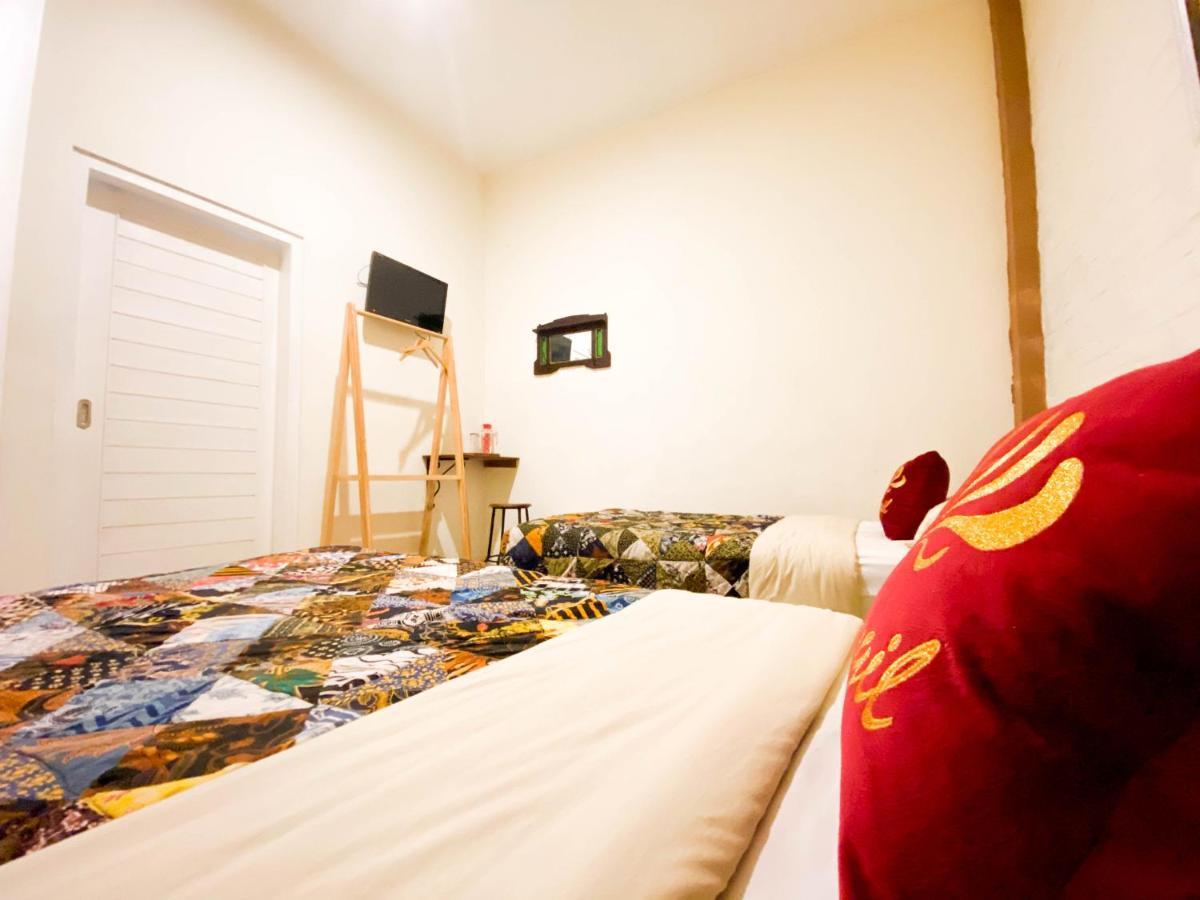 Hinggil Homestay Syariah Malioboro Yogya Mitra Reddoorz ジョグジャカルタ エクステリア 写真