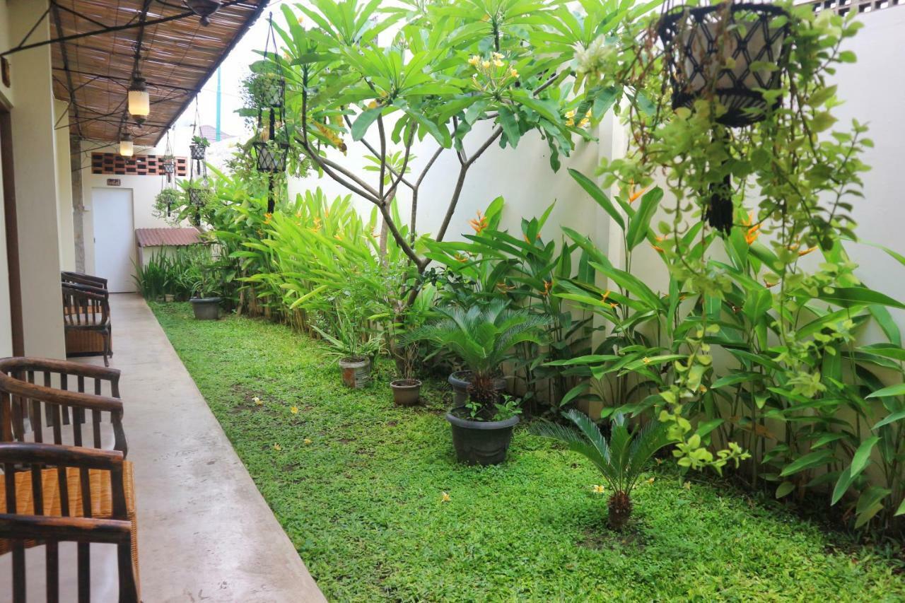 Hinggil Homestay Syariah Malioboro Yogya Mitra Reddoorz ジョグジャカルタ エクステリア 写真
