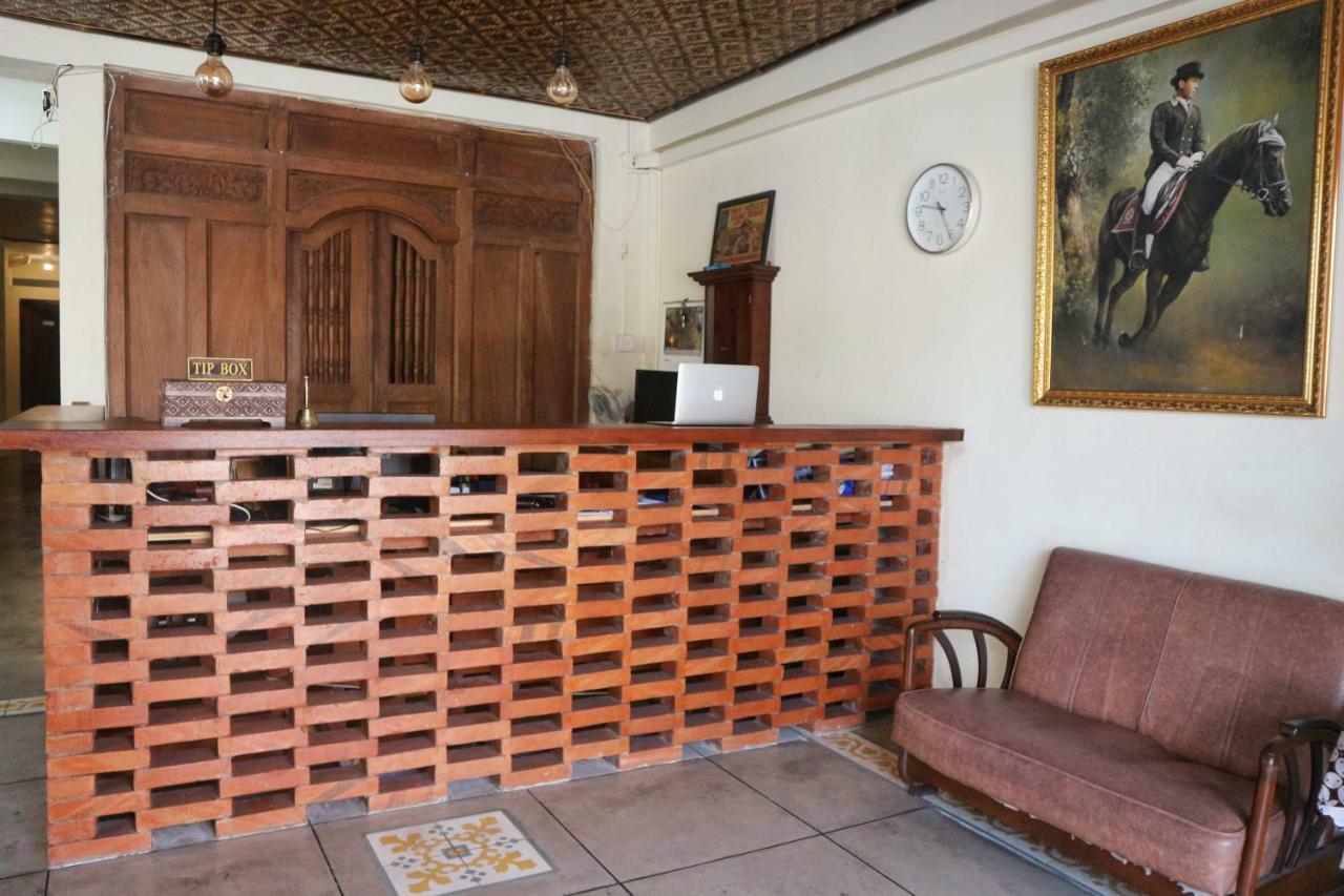 Hinggil Homestay Syariah Malioboro Yogya Mitra Reddoorz ジョグジャカルタ エクステリア 写真